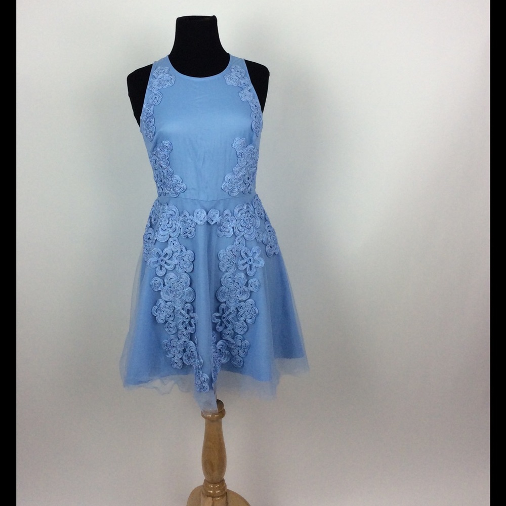 - Badgley Mischka Blue Chiffon Floral Dress